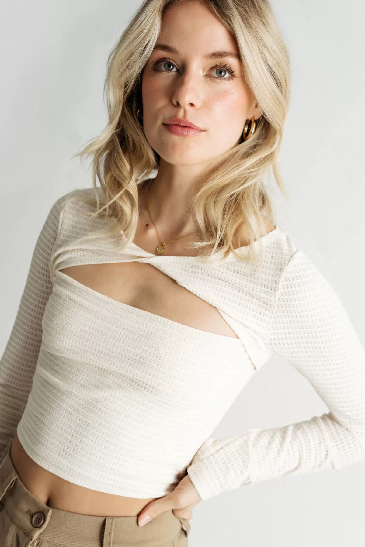Tobi All Yours Ivory Twist Front Long Sleeve Crop Top* Birthday Outfits | New Years Eve Outfits