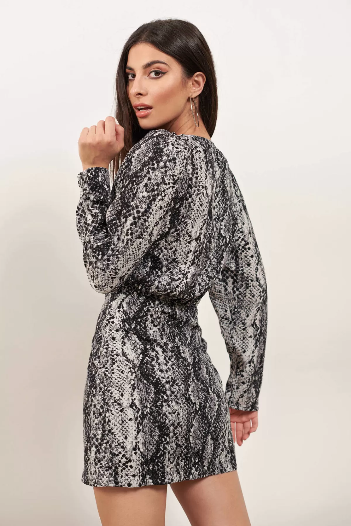 Tobi Be On Time Snake Print Puff Sleeve Mini Dress - * Bump Friendly Dresses | Rehearsal Dinner Dresses
