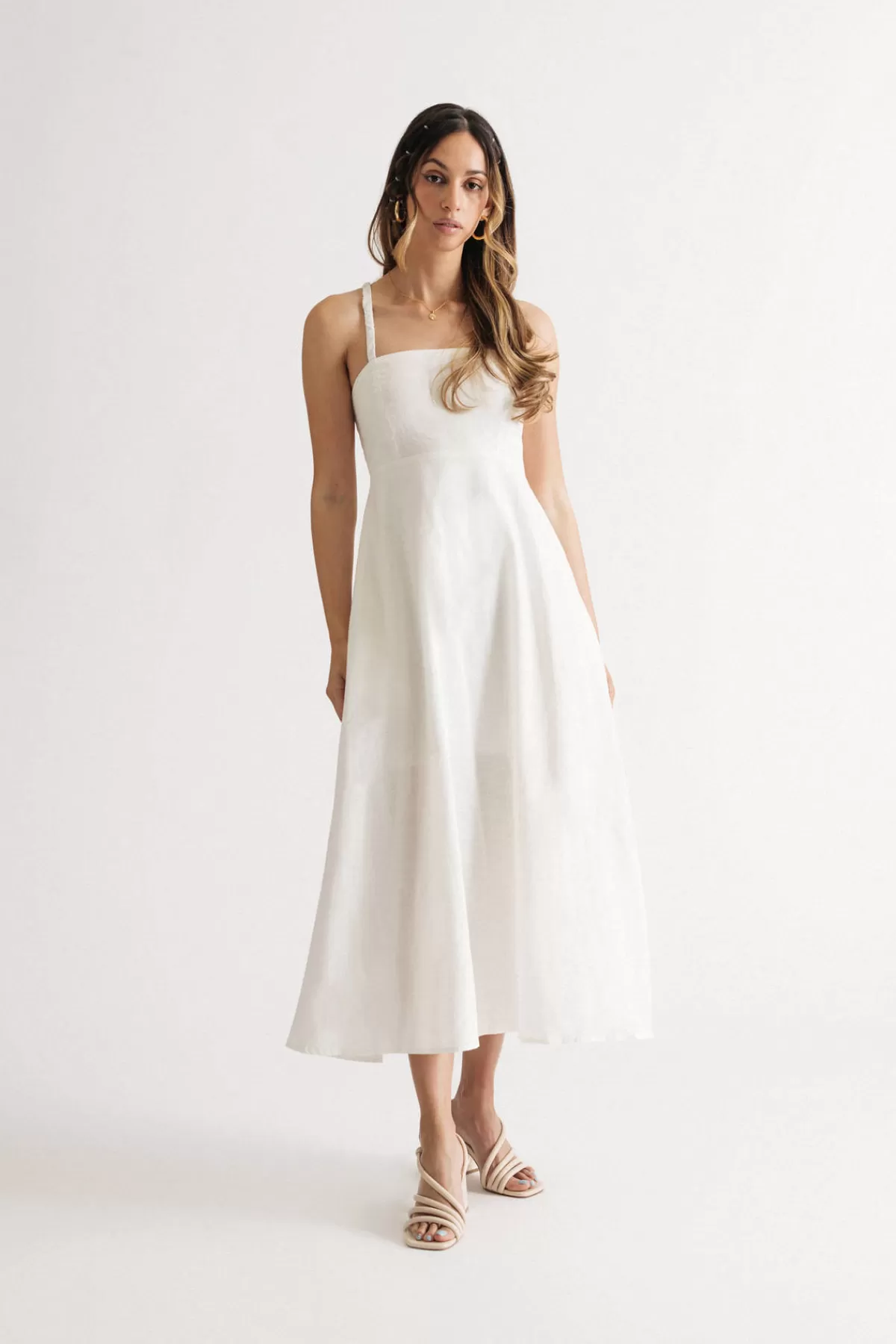 Tobi Maiya Lace Up Back Midi Dress With Pockets* Honeymoon Outfits | Bump Friendly Dresses