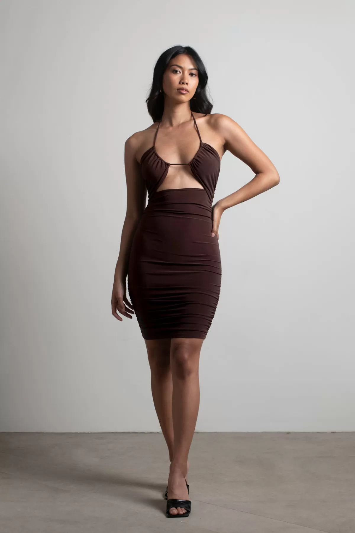 Tobi Put In Work Cutout Open Back Mini Dress - Chocolate* Bachelorette Party Dresses | Resort Wear