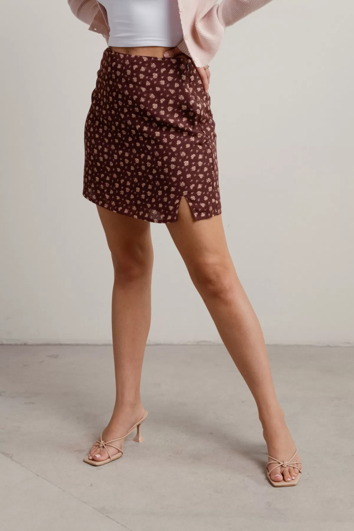 Tobi Stevie Floral Slit Mini Skirt Floral Mini Skirt - * Honeymoon Outfits | Valentines Day Outfits
